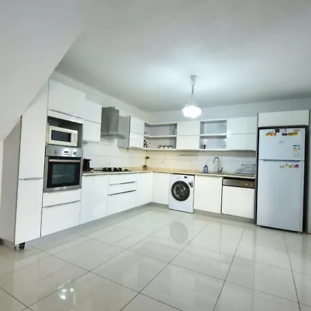 3 Bedroom - 5569 Villa