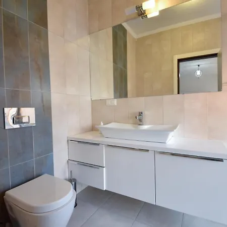3 Bedroom - 5569 * קלקן